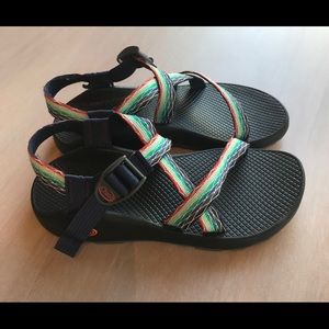 CHACOS rainbow women’s size 8 EXCELLENT!!